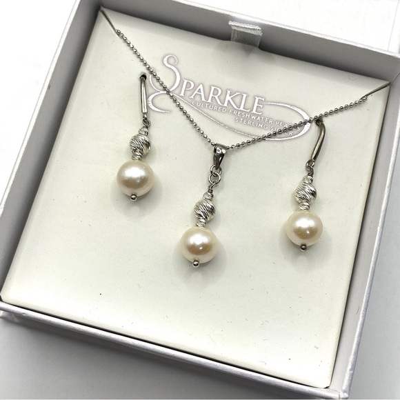 STERLING  Silver & Cultured Pearl Necklace and Earrings Set New In Box - Picture 5 of 8